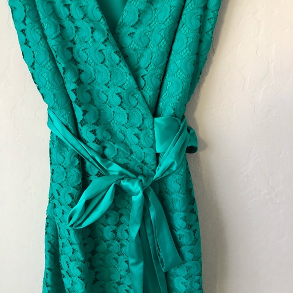 Diane von Furstenberg Derbette Mini Dress - Picture 4 of 6